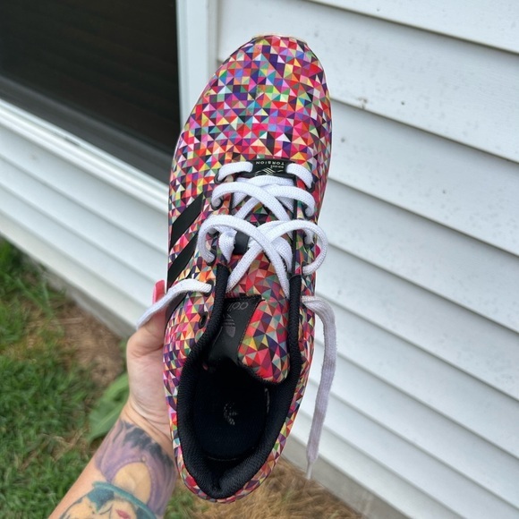 - PRE OWNED MEN’S ADIDAS ZX FLUX MULTICOLOR PRISM size 8 1/2 - Picture 4 of 16